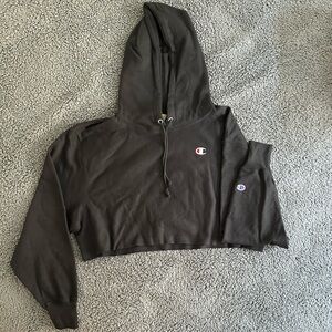 NWT! Champion Reverse Weave, cut off cropped hoodie sweatshirt Black, size large